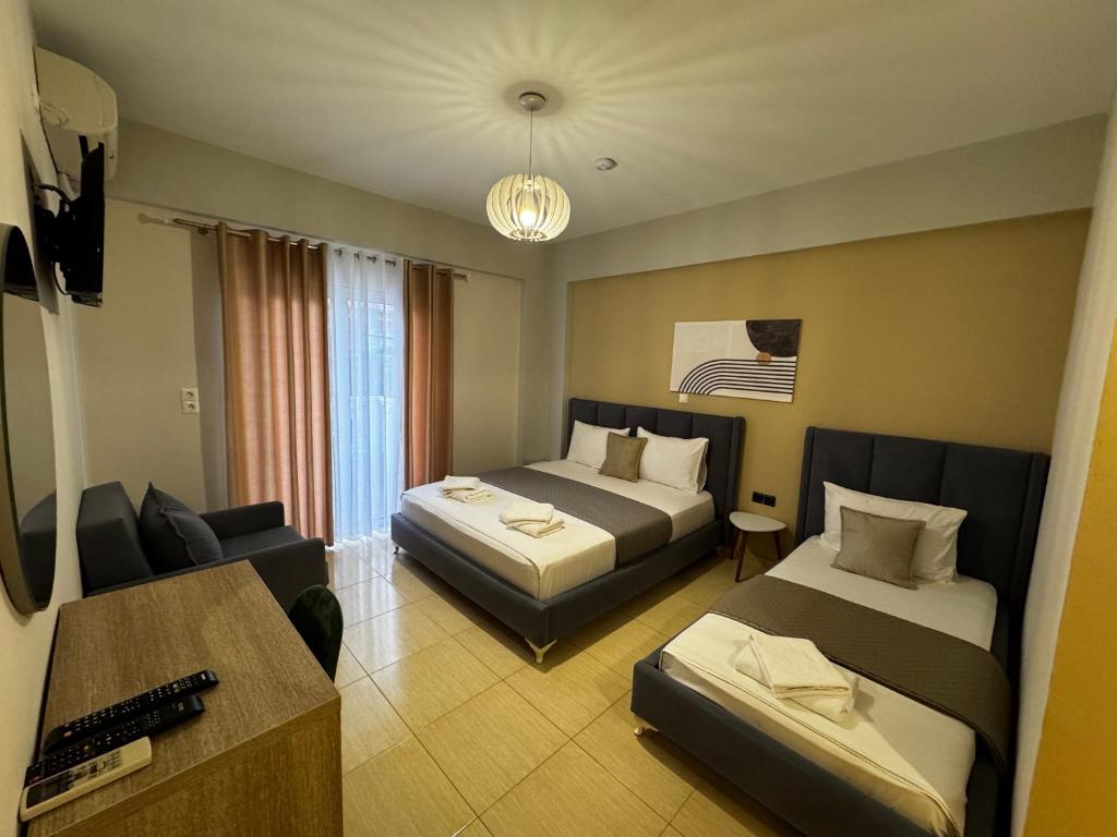 Triple Room with Balcony